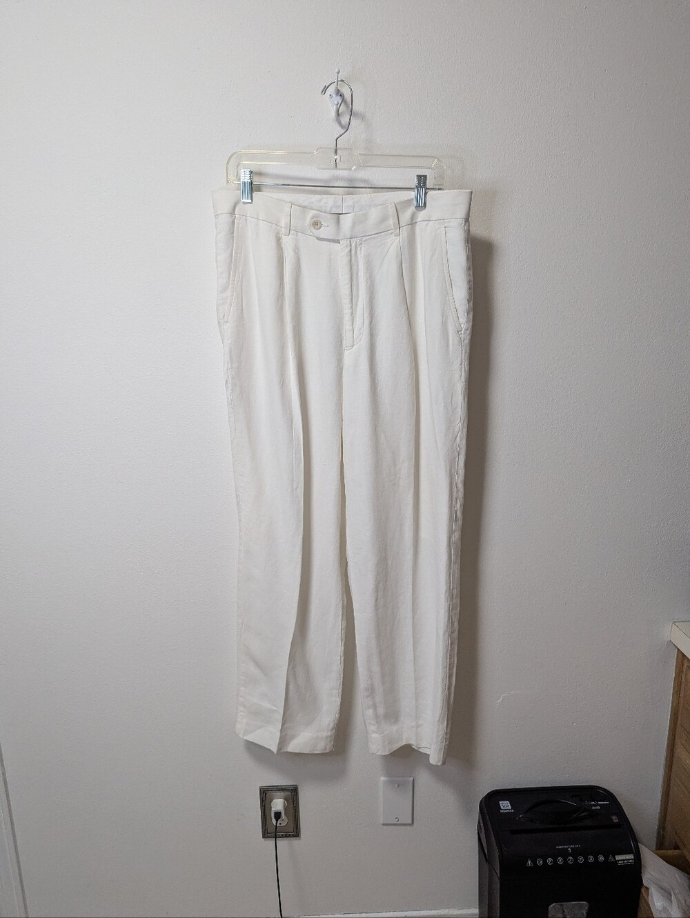 Murano Men's White Linen Pleated Resort Wear Dress Pants